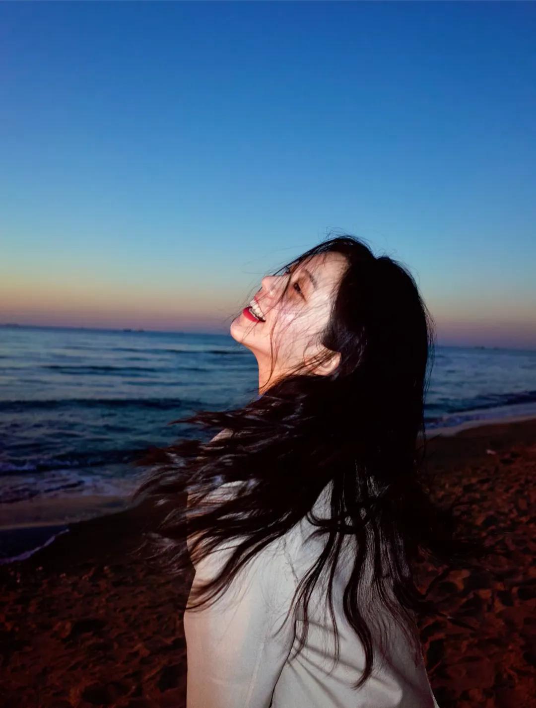 歐美最新背影頭像，引領(lǐng)時(shí)尚潮流的新寵