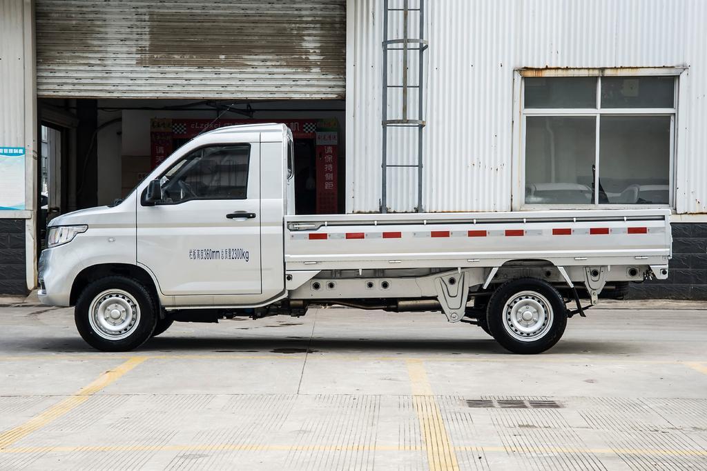 微卡拉貨最新規定，塑造貨運行業(yè)新格局的關(guān)鍵力量