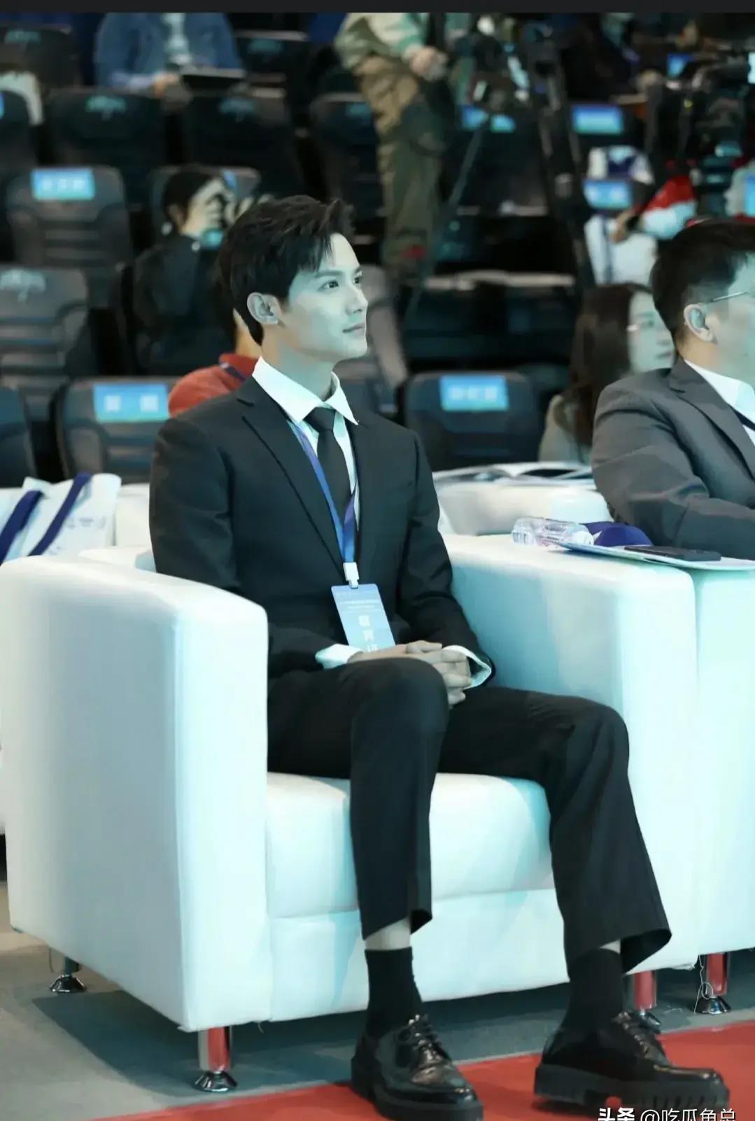 運動(dòng)場(chǎng)館燈具 第240頁(yè)