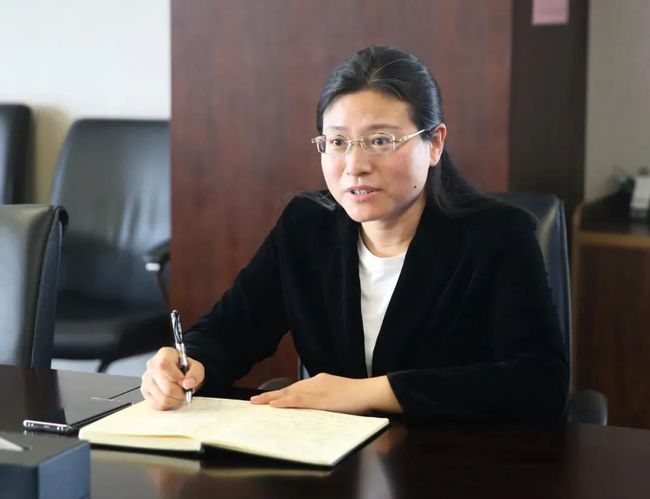 中石油方朝亮，石油傳奇的日常與最新動(dòng)態(tài)