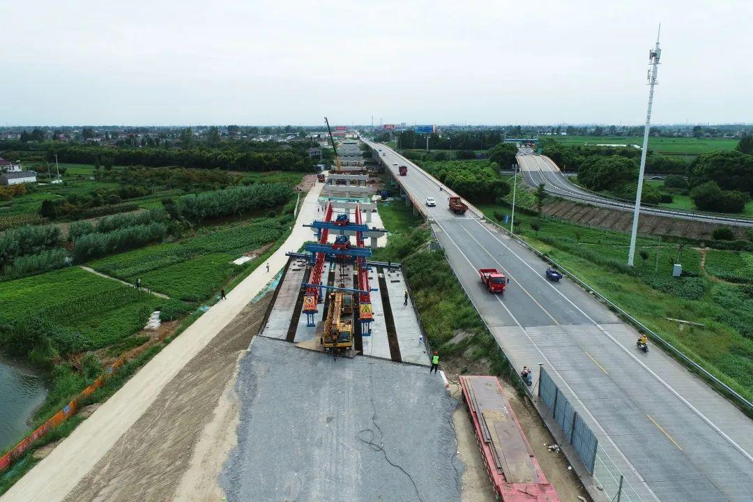 架橋機最新操作指南，一步步教你完成架橋任務(wù)全攻略