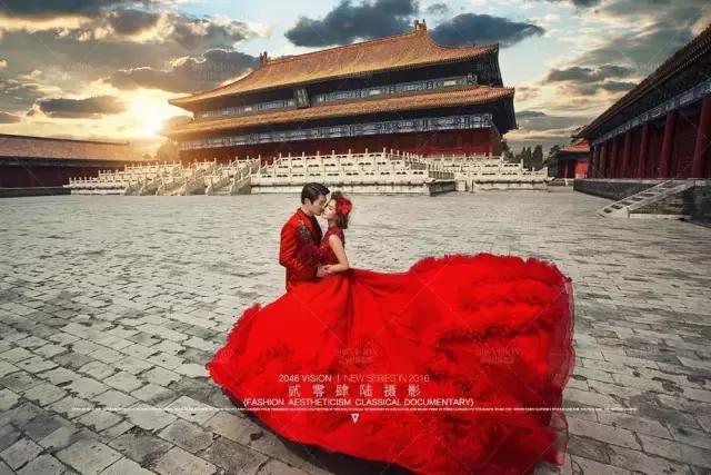 時(shí)代背景下的影像藝術(shù)探索，最新外景拍照風(fēng)格揭秘