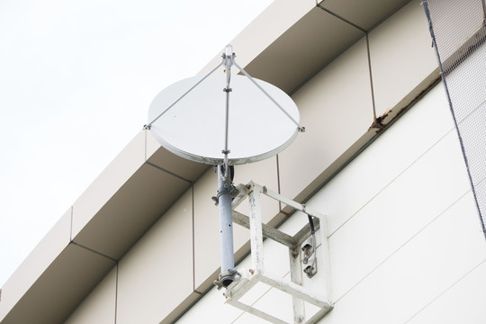 技術(shù)革新與觀(guān)眾體驗，電視最新天線(xiàn)觀(guān)點(diǎn)碰撞記