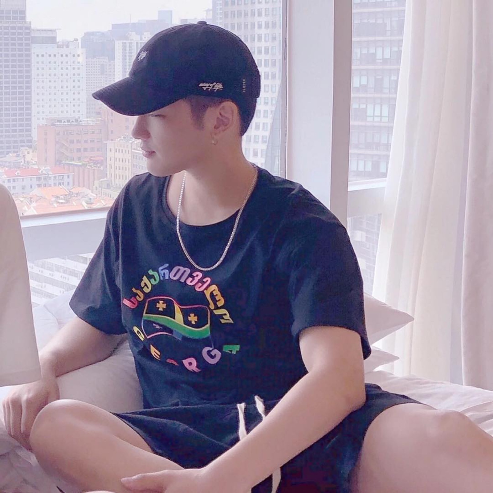 單人情侶的日常趣事，最新篇章