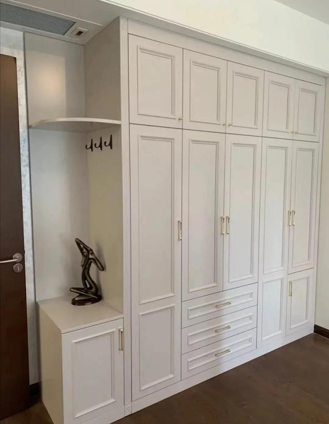 壁柜最新款安裝指南，最新壁柜款式及其安裝步驟詳解