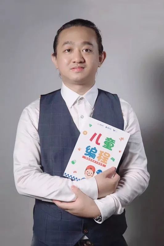 葉正喬最新,葉正喬最新動(dòng)態(tài)????，帶你領(lǐng)略不一樣的風(fēng)采！