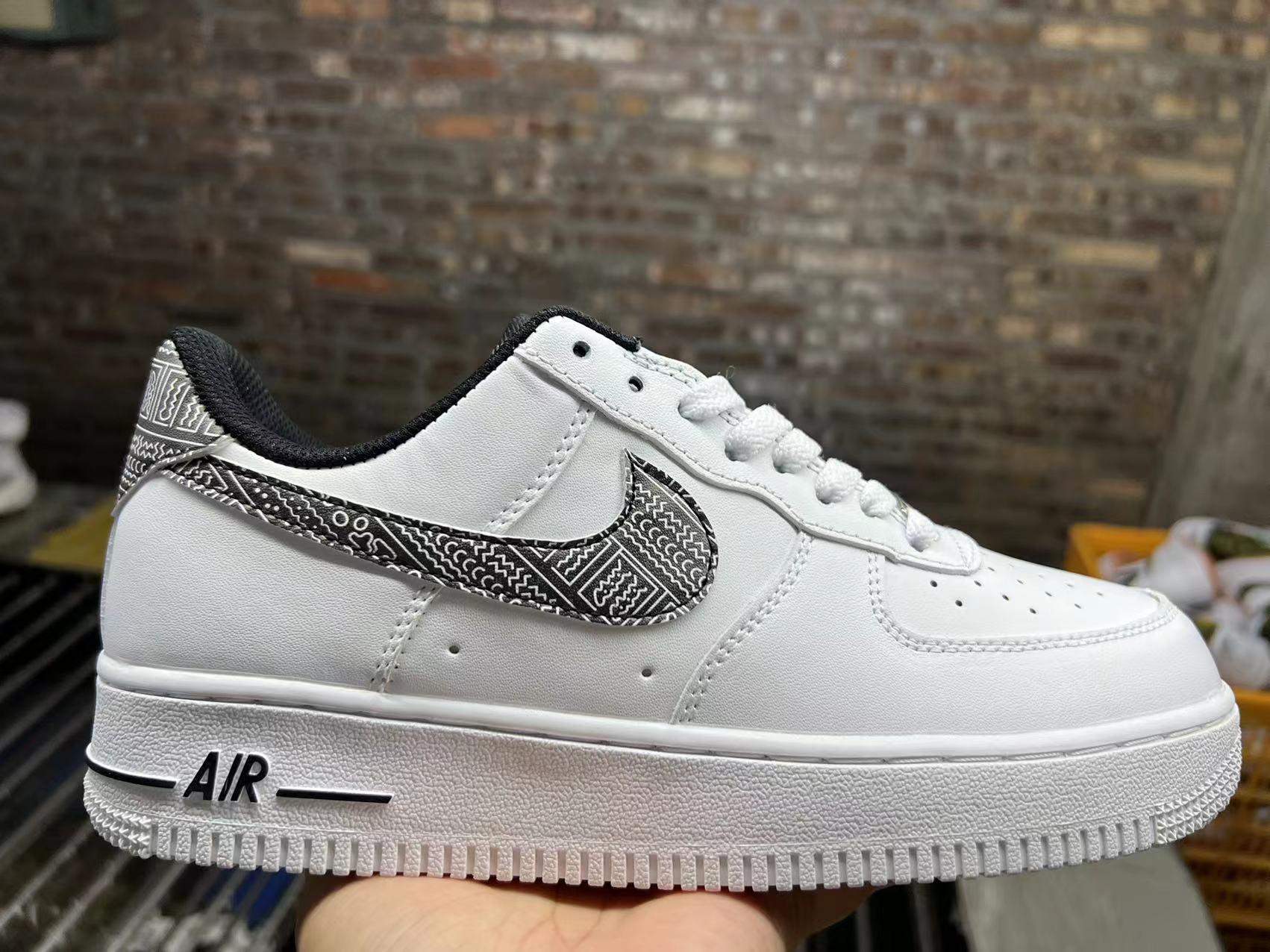 AF最新款時(shí)尚巔峰首發(fā)，引領(lǐng)潮流的巔峰之作！