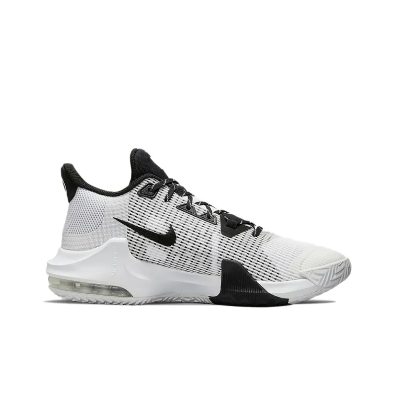 耐克最新籃球鞋，自信步伐，成就賽場(chǎng)榮耀