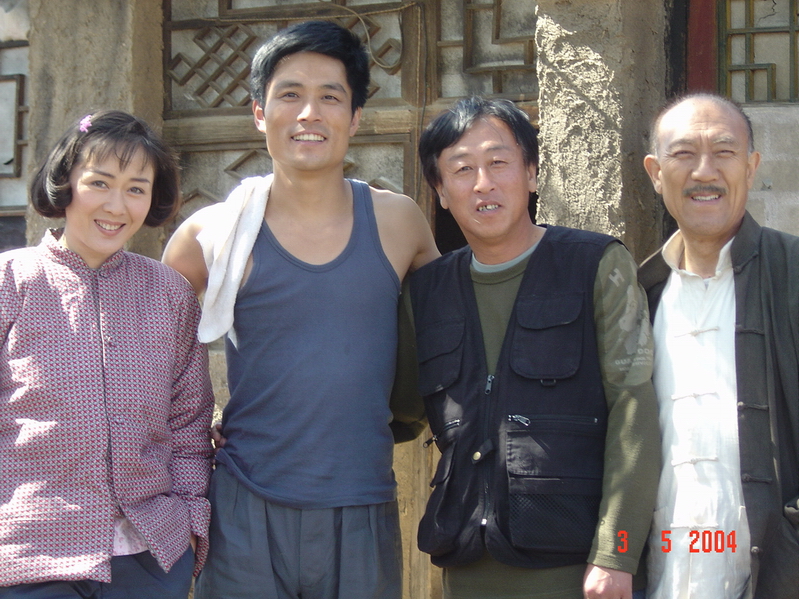 趟過(guò)女人河的男人，演員陣容與勵志之作喚醒內心力量。