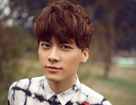 李易峰，熒屏風(fēng)云人生與溫暖友情的電視劇全紀錄