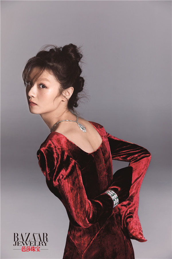 演員春夏照片，光影藝術(shù)中的璀璨人生