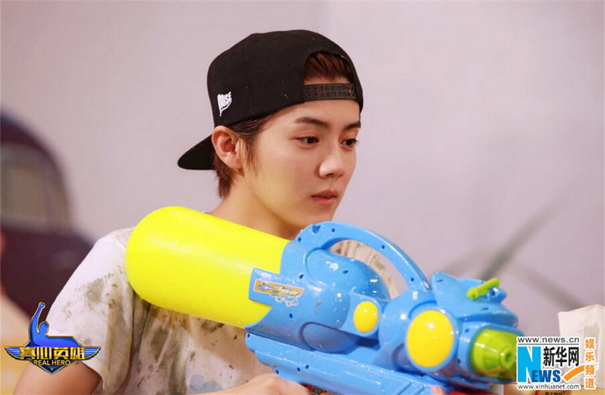 跑男最新一期鹿晗未入水，科技新品改變生活體驗！