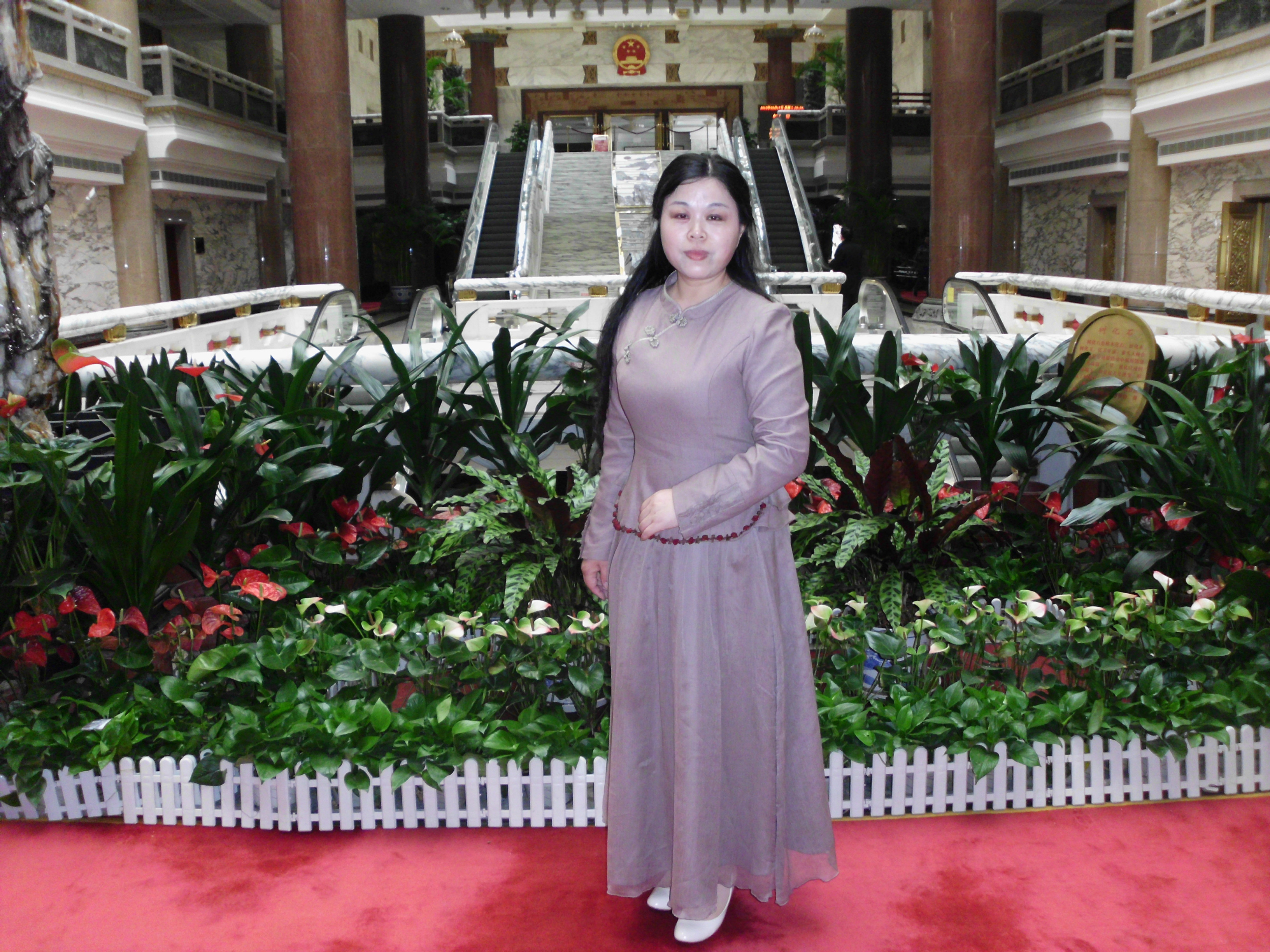 演員沈燕，演藝之路的閃耀與無(wú)限可能