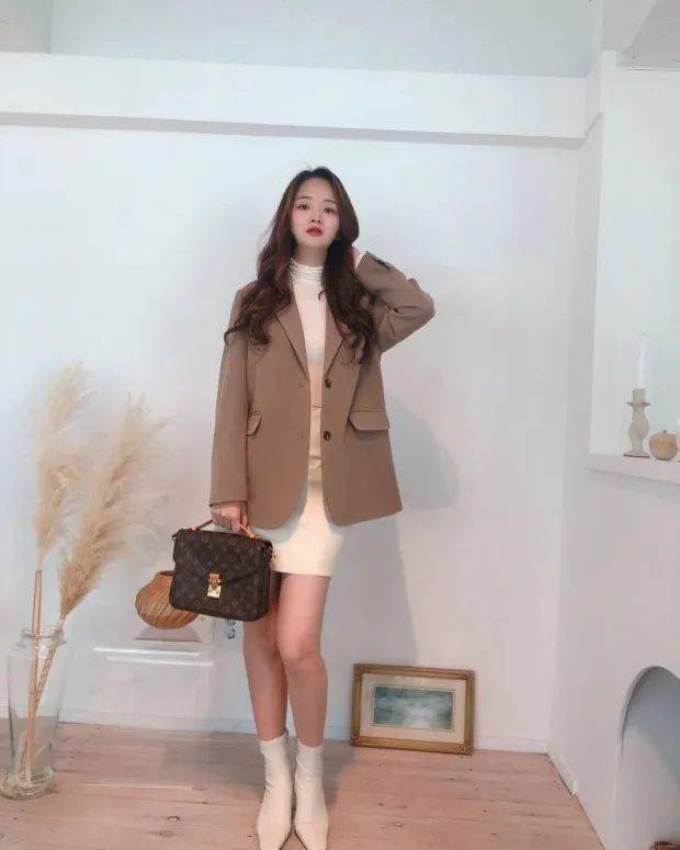 韓國新晉女主播作品探秘與欣賞，領(lǐng)略精彩瞬間