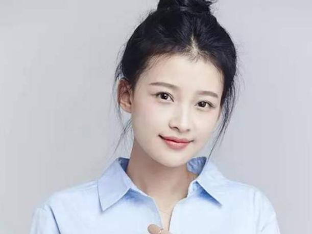 娛樂(lè )圈明星，聚焦璀璨之光