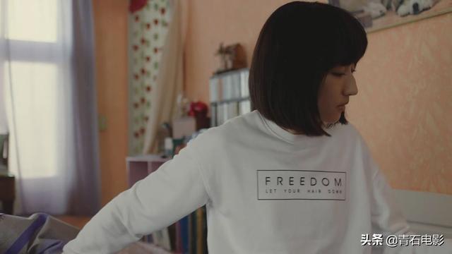 演員何佳，炸裂演技，魅力四射??