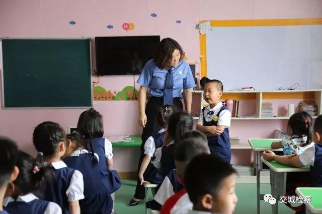 最新東方時(shí)事解讀，自然美景背后的探索之旅