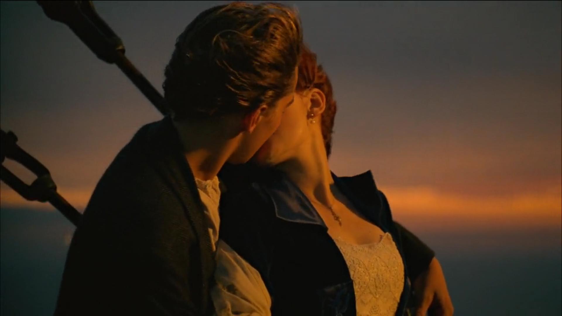 最新浪漫電影，愛(ài)的光影交織之旅