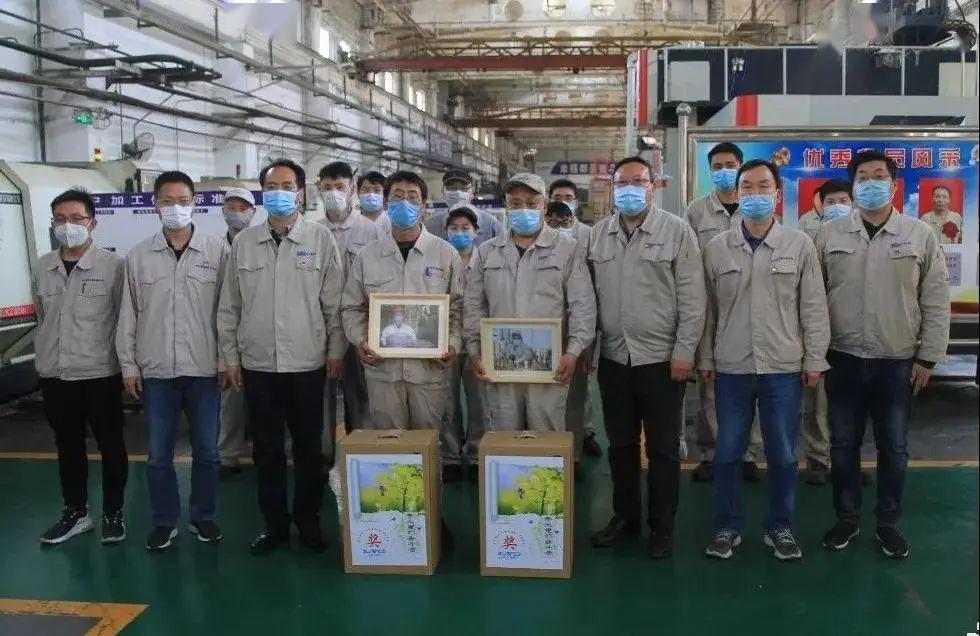 洛軸集團最新動(dòng)態(tài)，轉動(dòng)中的溫情與陪伴日常小故事