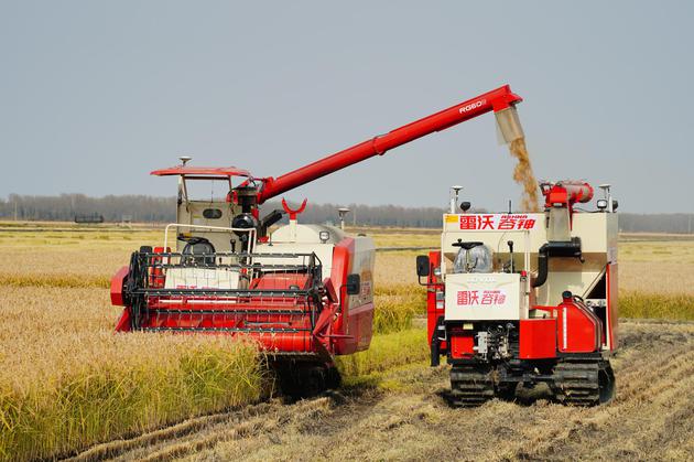 最新農業(yè)機械探秘，小巷深處的農業(yè)黑科技揭秘