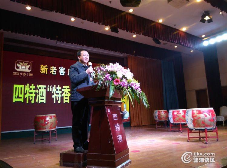 鮮山楂的季節來(lái)臨，小巷中的特色小店探秘，鮮山楂的上市時(shí)間