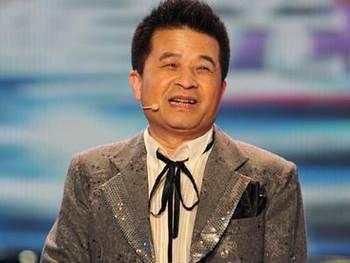 央視老畢最新動(dòng)態(tài)揭秘，小巷深處的特色小店探秘之旅