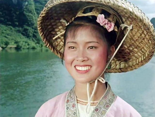 劉三姐電影，展現變化、自信與成就的力量傳奇之旅