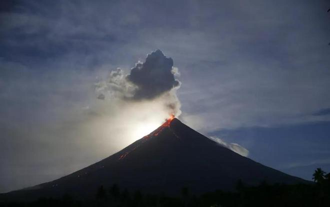 富士山火山動(dòng)態(tài)更新，追尋內心平靜的旅行之旅