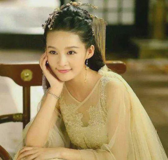 荊小八在楚喬傳中的熱血演繹，傳奇演員展現角色魅力！