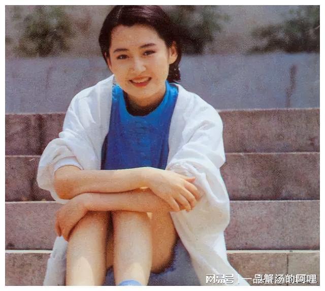 重磅推出，演員楊青科技新品，引領(lǐng)未來(lái)生活新潮流！