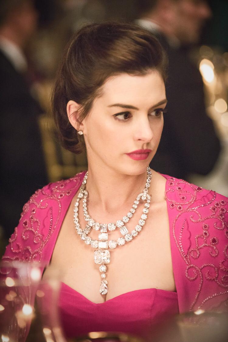 美國著(zhù)名女演員傾力代言的高科技產(chǎn)品，未來(lái)生活新篇章開(kāi)啟！