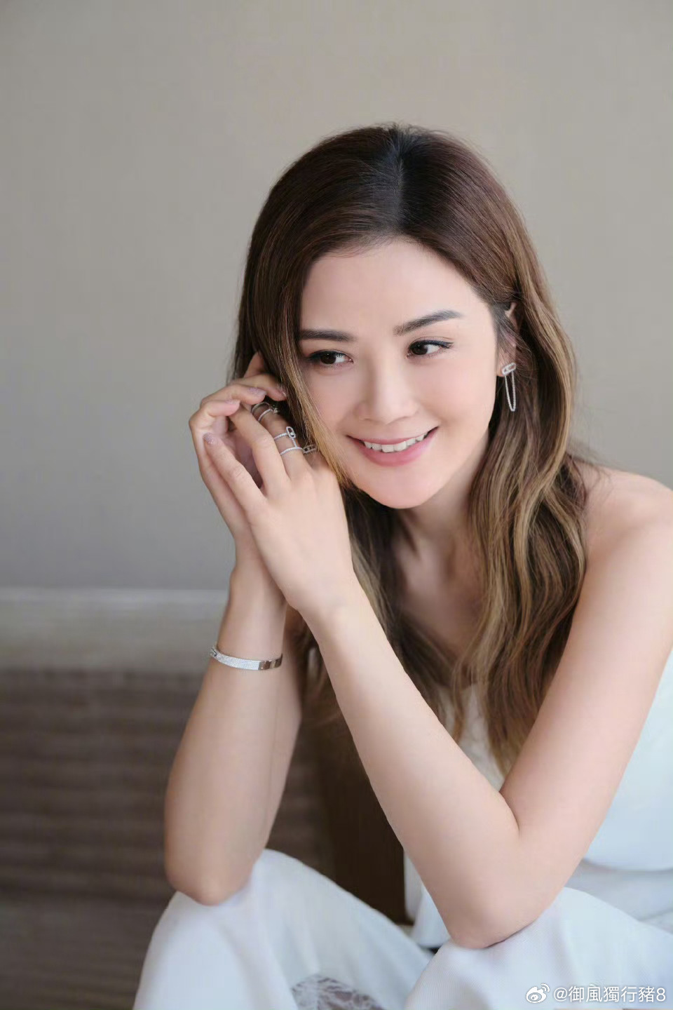 蔡卓妍最新電視劇，時(shí)代之光下的璀璨星辰