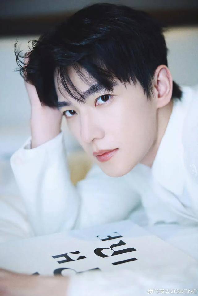 楊洋最新圖片大全，偶像魅力的多維解讀與展現