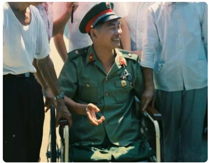 士官自主擇業(yè)政策新動(dòng)向，人生轉折的奇妙契機