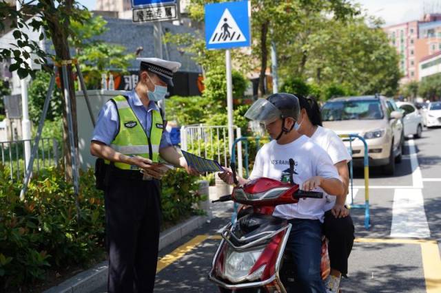 深圳電動(dòng)車(chē)新規，綠色出行之旅，探尋內心寧靜之道