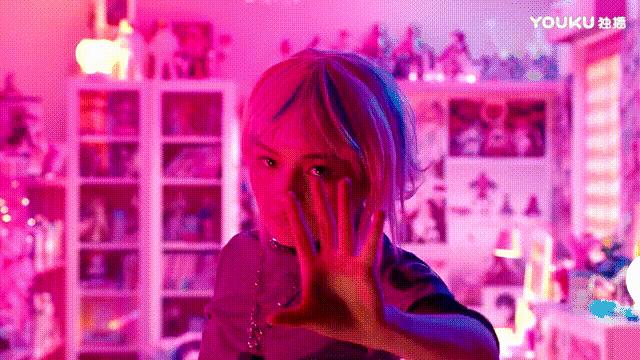 蘇菲最新廣告，多維度視角下的觀(guān)點(diǎn)碰撞與個(gè)人立場(chǎng)探討