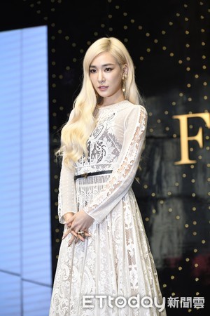 芬妮最新風(fēng)尚，探索時(shí)尚前沿的新潮流