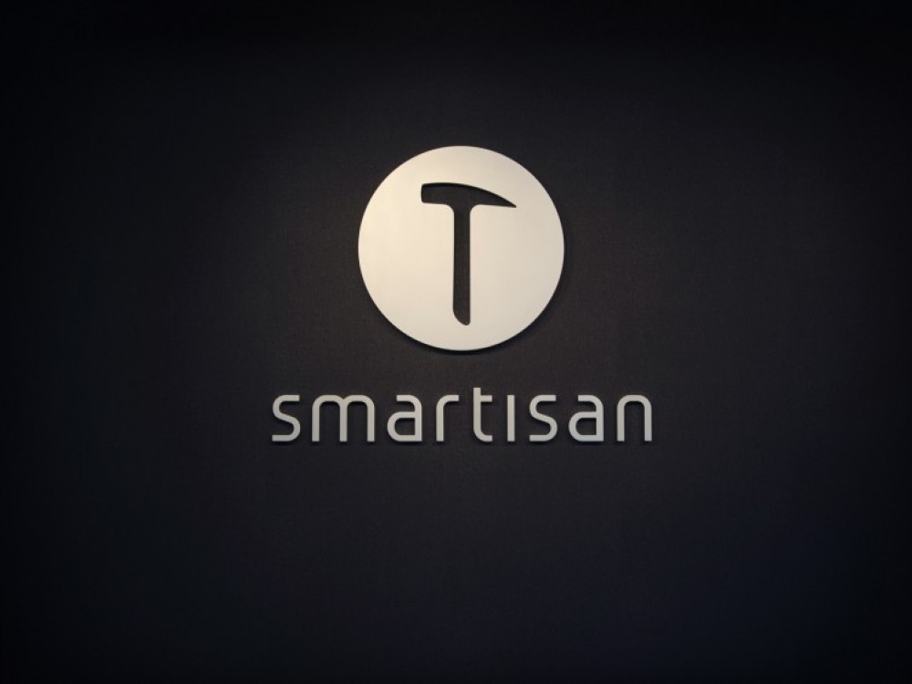 錘子最新版，科技與工藝完美融合之作