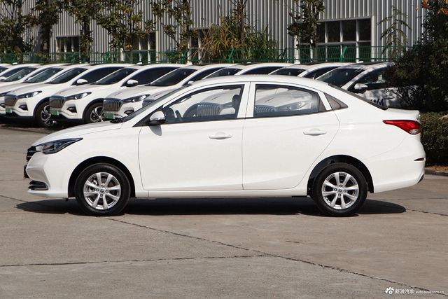 時(shí)代變遷中的矚目焦點(diǎn)，最新悅翔報價(jià)匯總