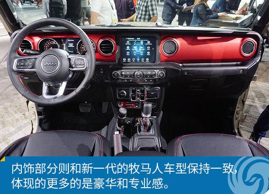 最新WWE狂野角斗士，熱血激戰，榮耀歸來(lái)！