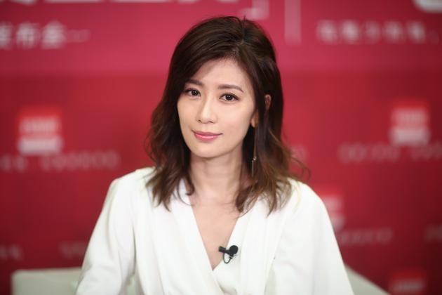 賈靜雯微博最新動(dòng)態(tài)，關(guān)注與互動(dòng)的步驟指南