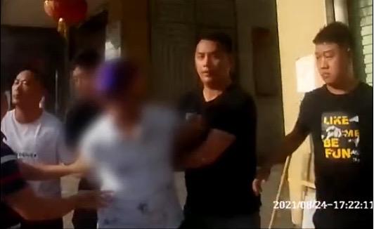 高科技引領(lǐng)偷窺新潮流，最新偷窺視頻獨家呈現