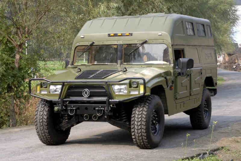 東風(fēng)最新軍車(chē)震撼登場(chǎng)，展現雄姿！