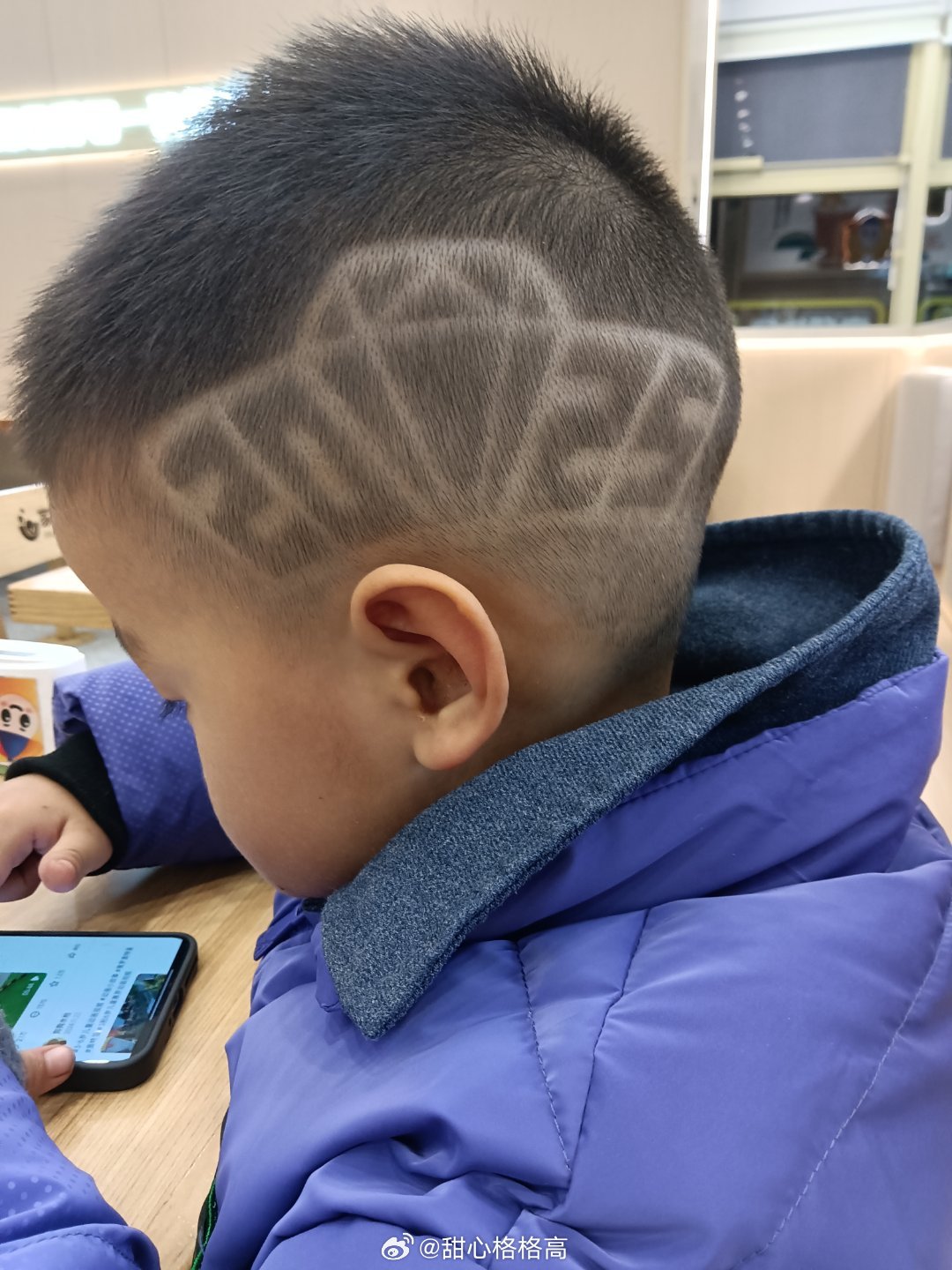 小杰的潮流之旅，最新兒童發(fā)型男的友情故事與發(fā)型風(fēng)采