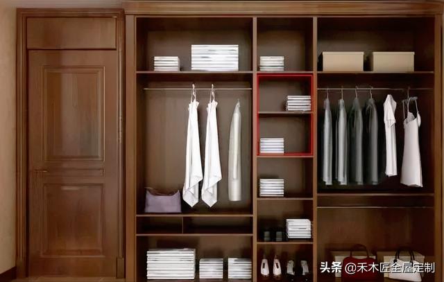 最新衣柜格局揭秘，探索秘密，感受溫馨故事