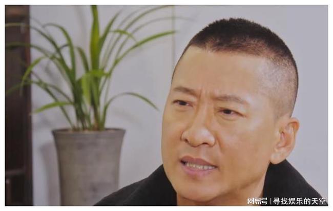 周杰最新?tīng)顩r，事業(yè)與生活多維解讀揭秘！