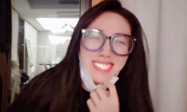 小董最新潮流風(fēng)采揭秘，引領(lǐng)潮流魅力無(wú)限！