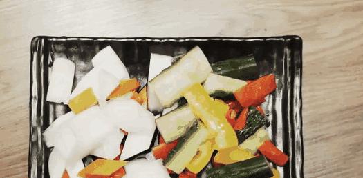 最新食物盛宴，味蕾之旅與友情的味覺(jué)交融