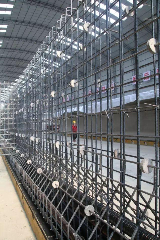 最新施工視頻，家的溫暖與友情的交織展現