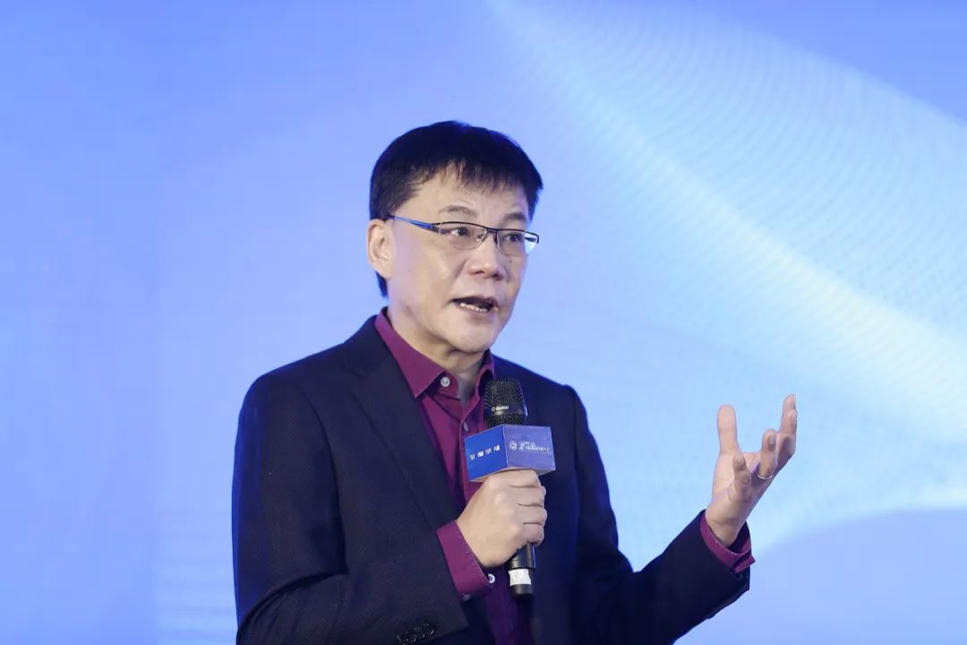 李國慶最新動(dòng)態(tài)，商業(yè)領(lǐng)袖的新征程探索